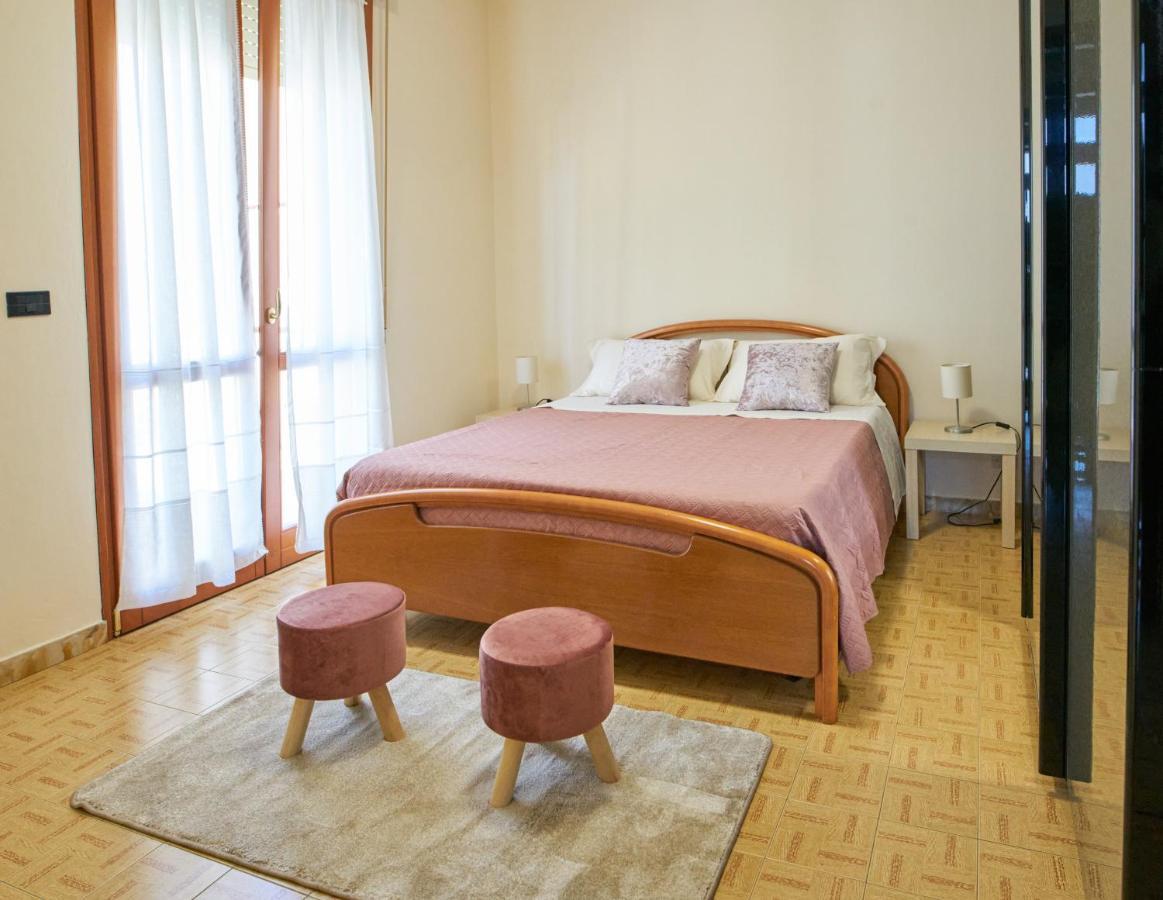 Cinzia'S Holiday Home ديسينسانو ديل غاردا المظهر الخارجي الصورة